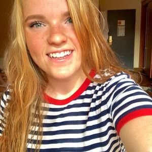 Meet your Posher, Lydia